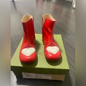 Gucci Girl Heart Red Boots size 33 almost new